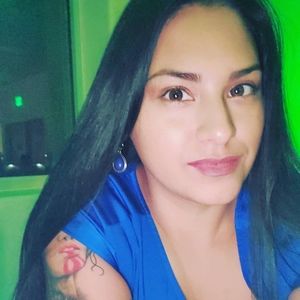 Meet your Posher, Becky